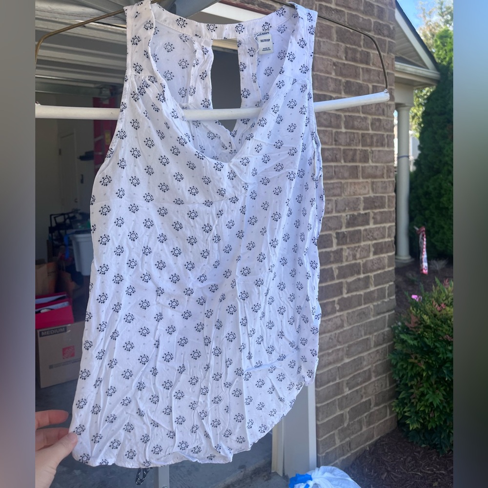 Old navy blouse